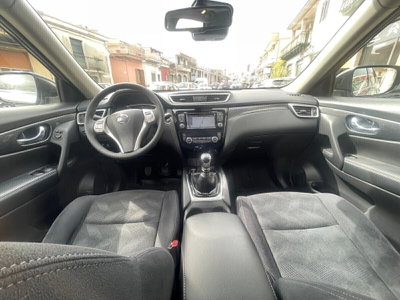 Nissan X-Trail 1.6 dCi 2WD Tekna (11)