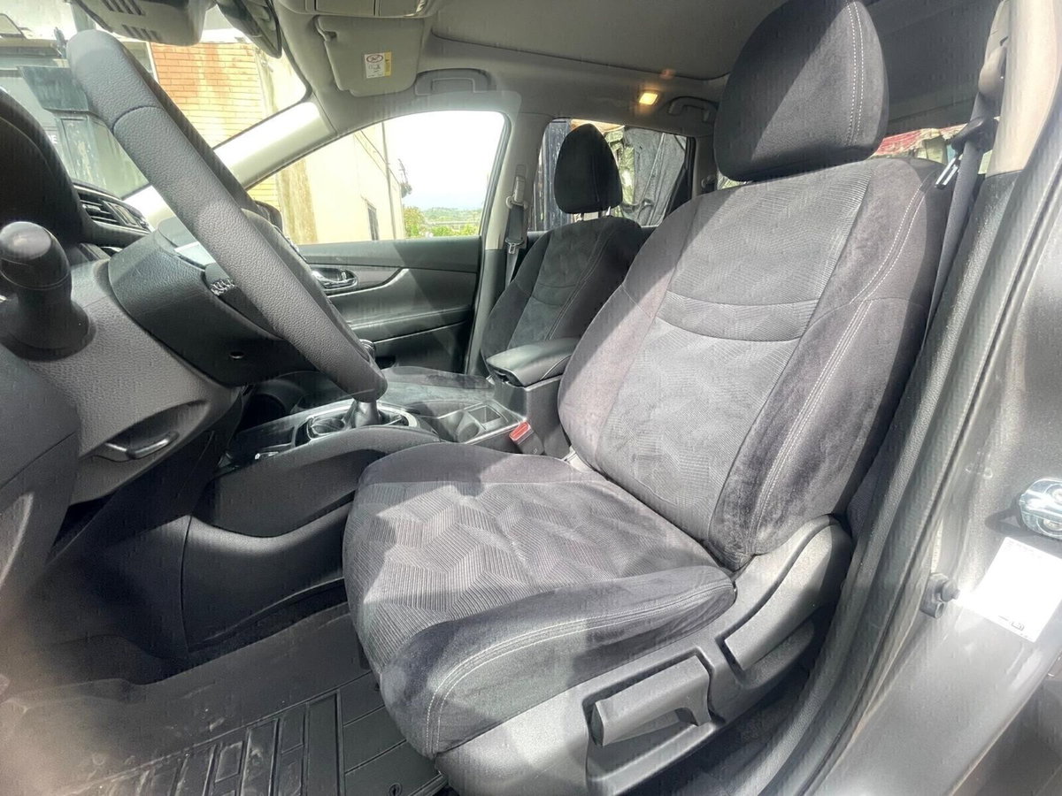 Nissan X-Trail 1.6 dCi 2WD Tekna (9)