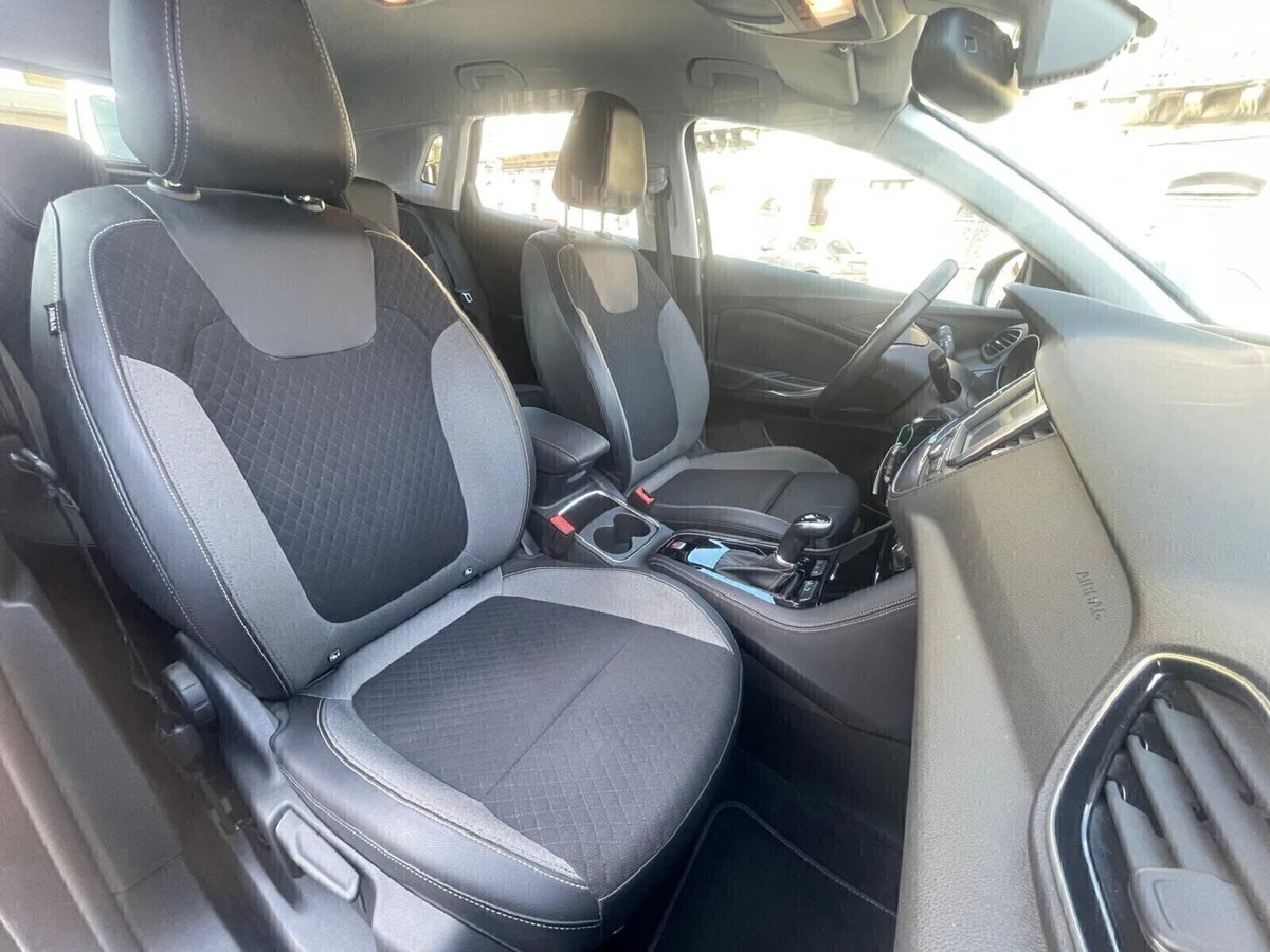 Opel Grandland X 1.5 diesel Ecotec Start&Stop aut. Ultimate (14)