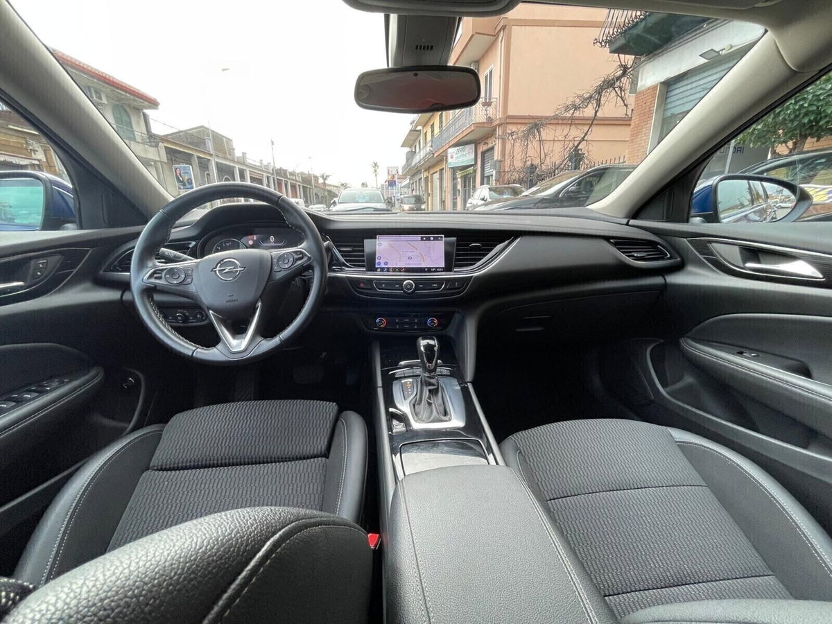 Opel Insignia Station Wagon 2.0 CDTI S&S aut. Sports Innovation (13)