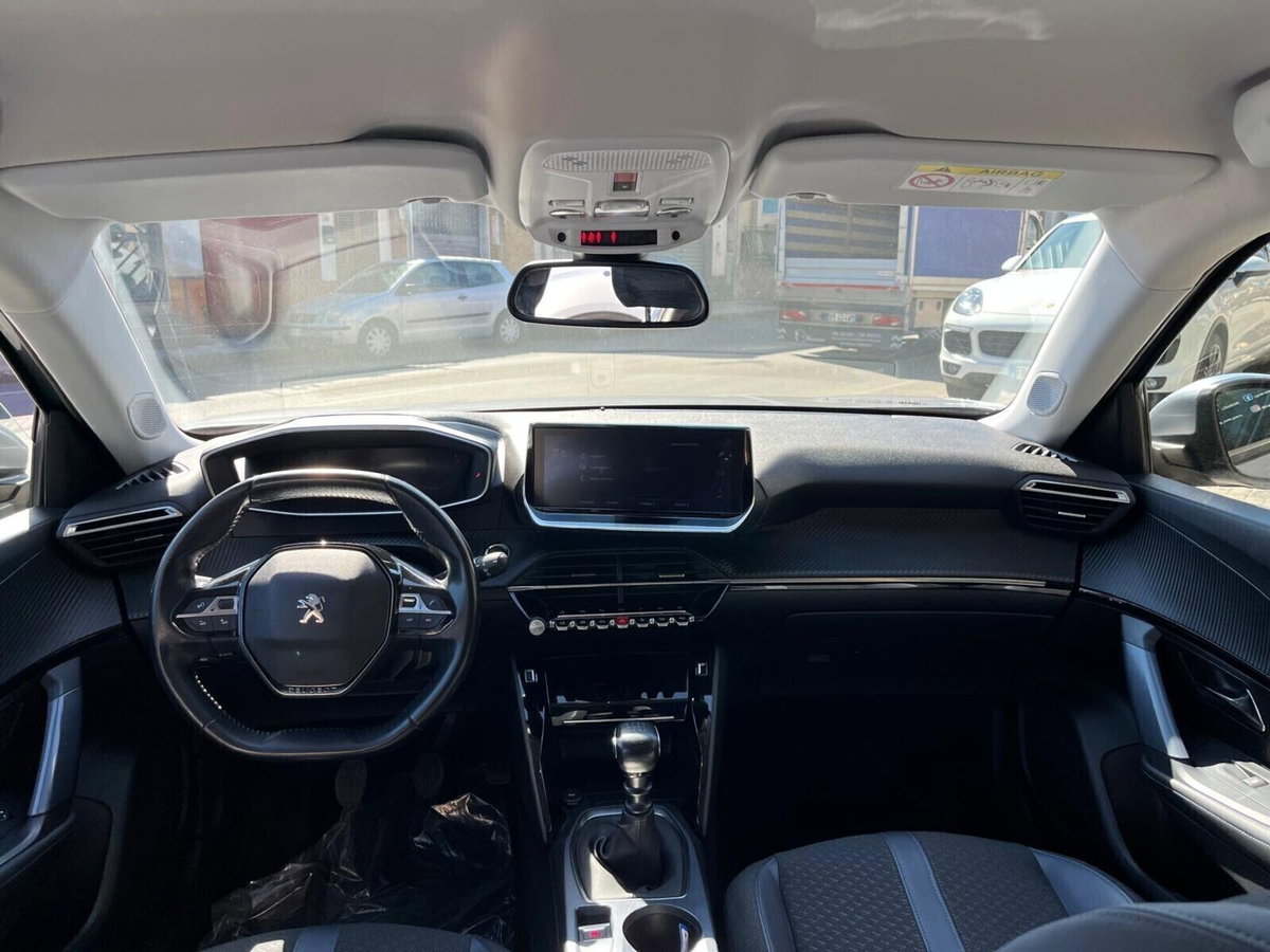 Peugeot 2008 BlueHDi 100 S&S Allure (15)