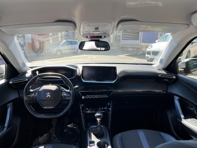 Peugeot 2008 BlueHDi 100 S&S Allure (15)