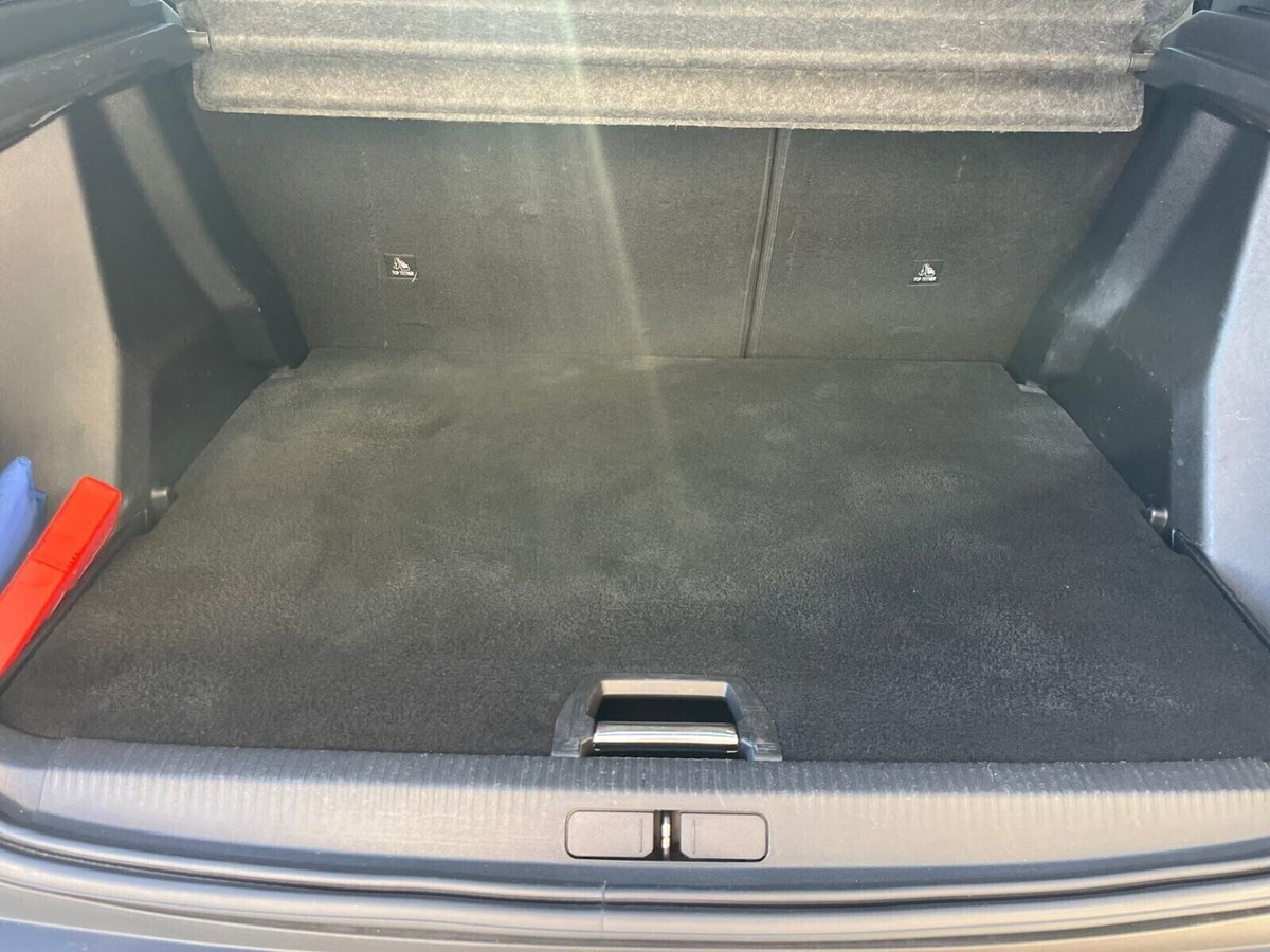 Peugeot 2008 BlueHDi 100 S&S Allure (16)