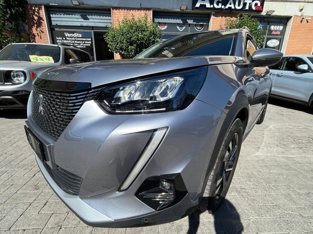 Peugeot 2008 BlueHDi 100 S&S Allure (2)