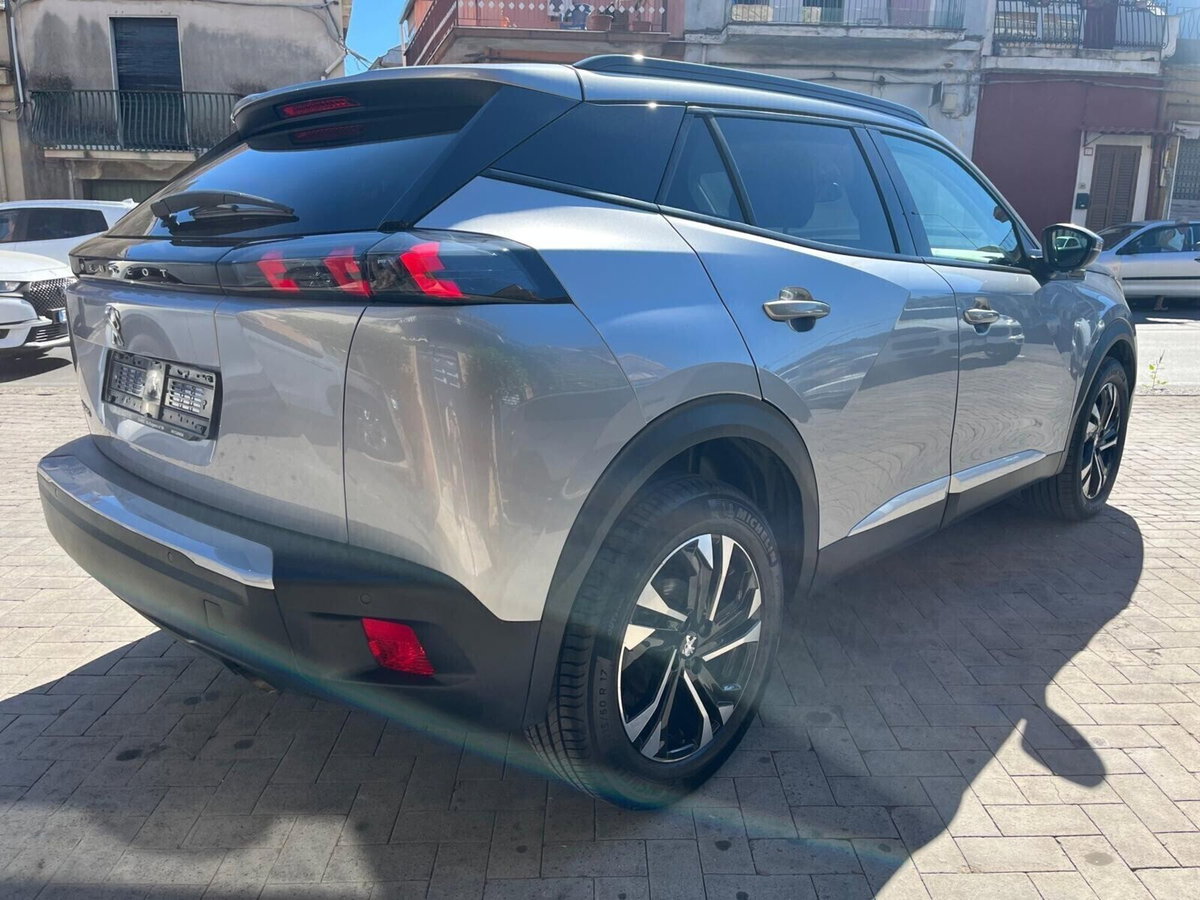Peugeot 2008 BlueHDi 100 S&S Allure (6)