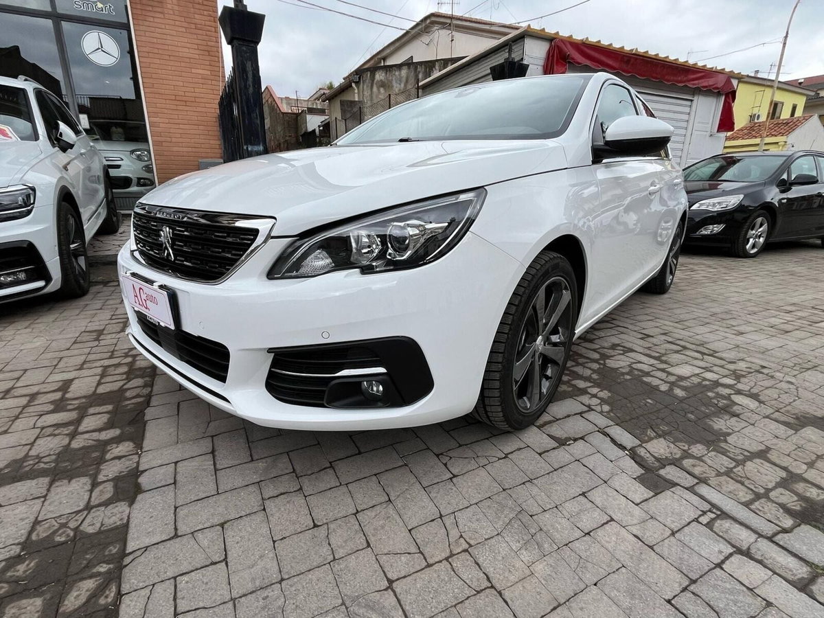 Peugeot 308 BlueHDi 130 S&S EAT8 Allure Pack (2)