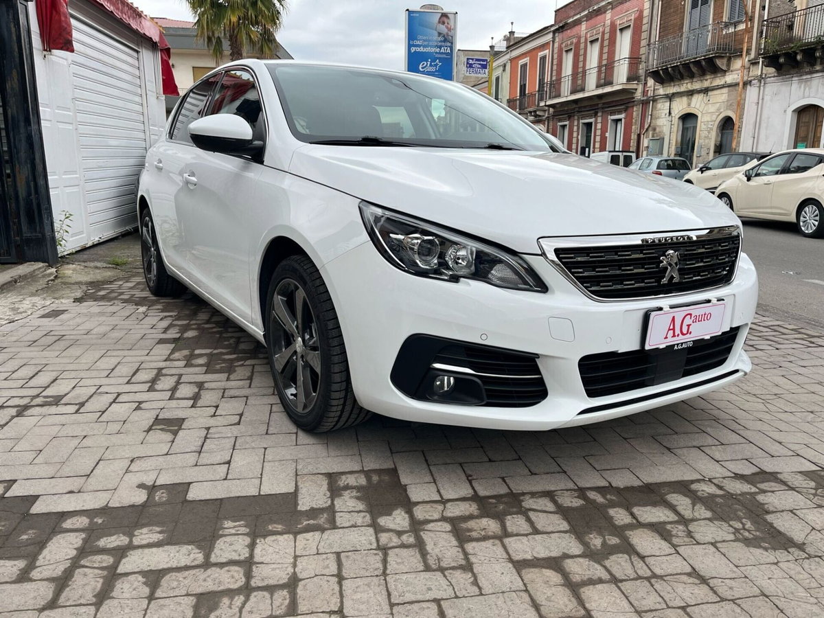 Peugeot 308 BlueHDi 130 S&S EAT8 Allure Pack (4)