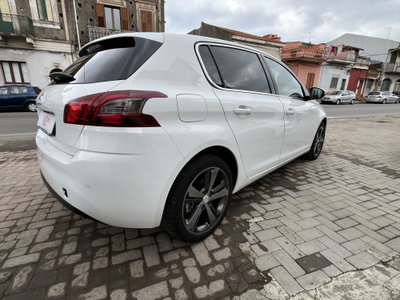 Peugeot 308 BlueHDi 130 S&S EAT8 Allure Pack (6)