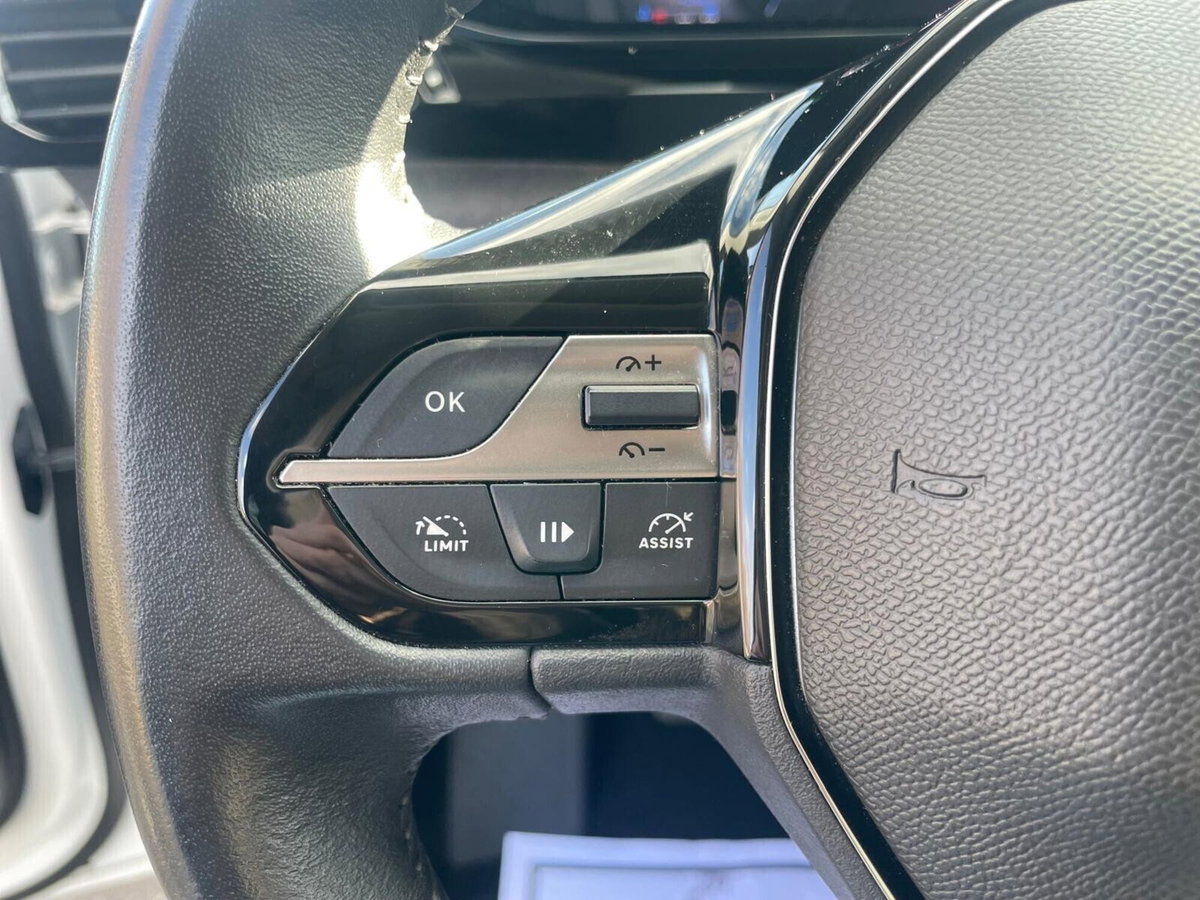 Peugeot 308 SW BlueHDi 130 S&S Allure (15)