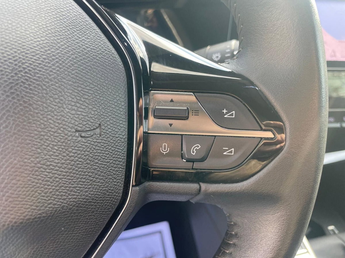 Peugeot 308 SW BlueHDi 130 S&S Allure (16)
