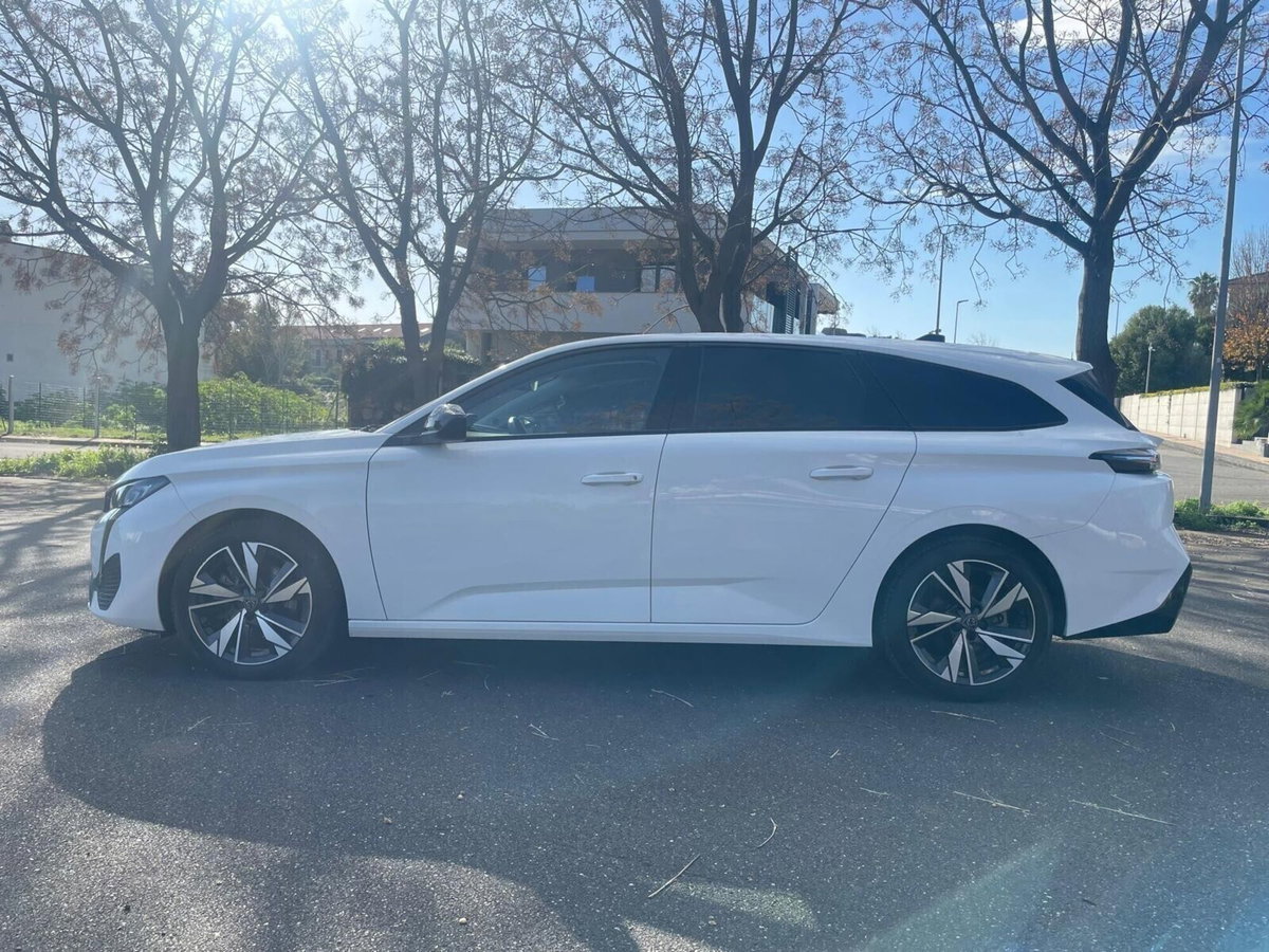 Peugeot 308 SW BlueHDi 130 S&S Allure (8)
