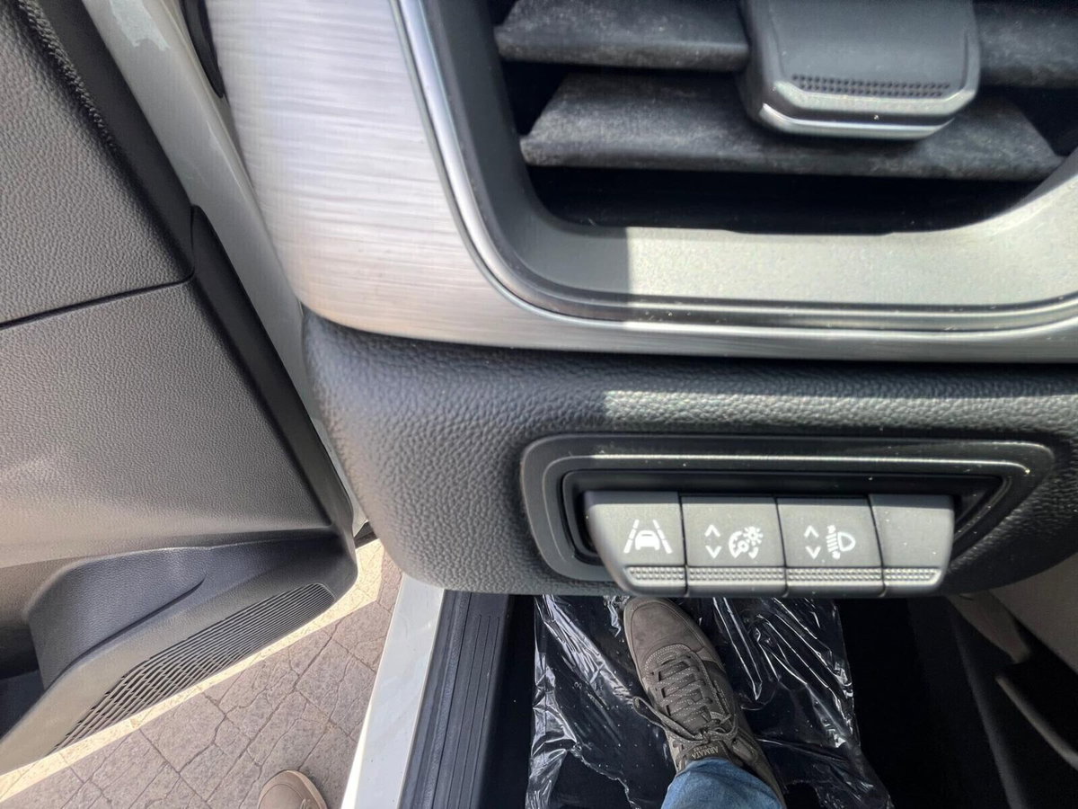Renault Captur Blue dCi 115 CV EDC Intens (20)