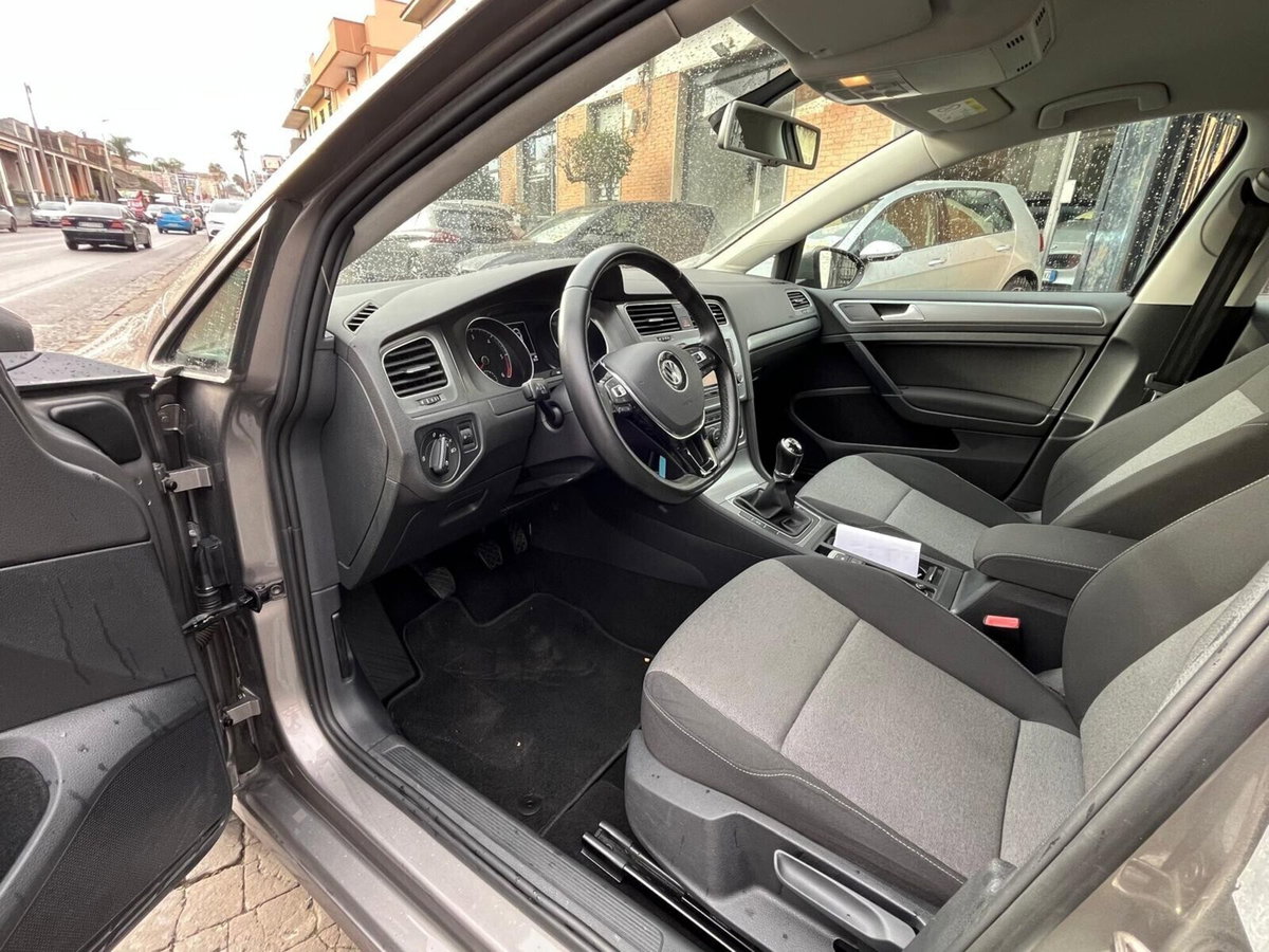 Volkswagen Golf 1.6 TDI 90 CV 5p. Trendline BlueMotion Technology (12)