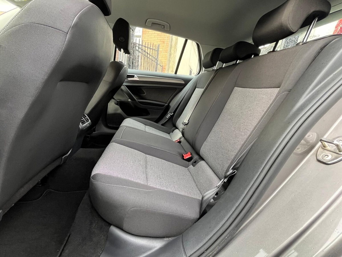 Volkswagen Golf 1.6 TDI 90 CV 5p. Trendline BlueMotion Technology (15)