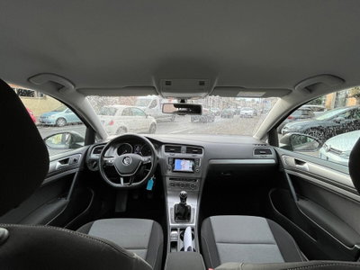 Volkswagen Golf 1.6 TDI 90 CV 5p. Trendline BlueMotion Technology (17)