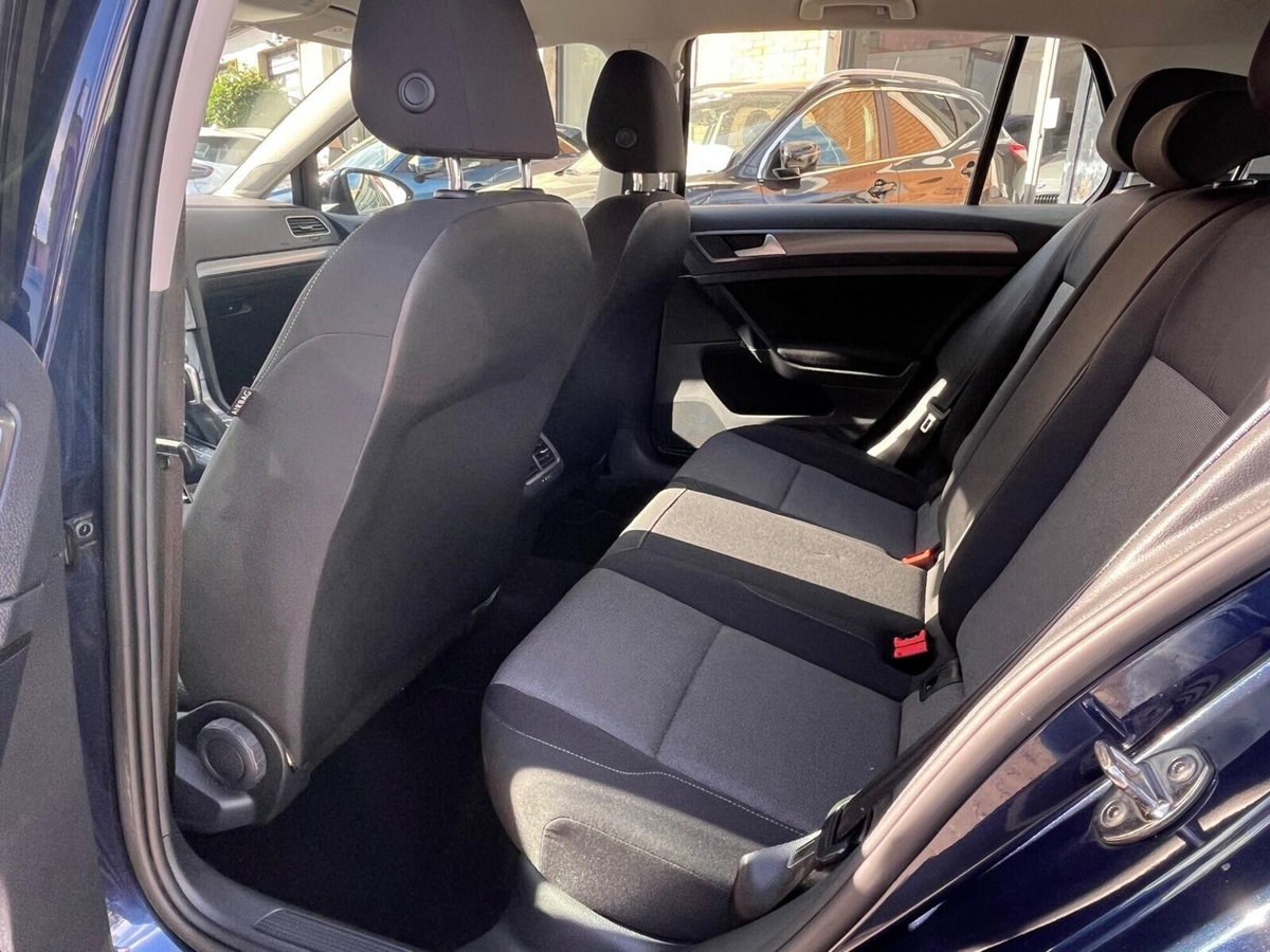 Volkswagen Golf 1.6 TDI DSG 5p. Highline BlueMotion Technology (15)