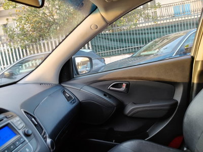 Hyundai ix35 1.7 CRDi 2WD Comfort (14)