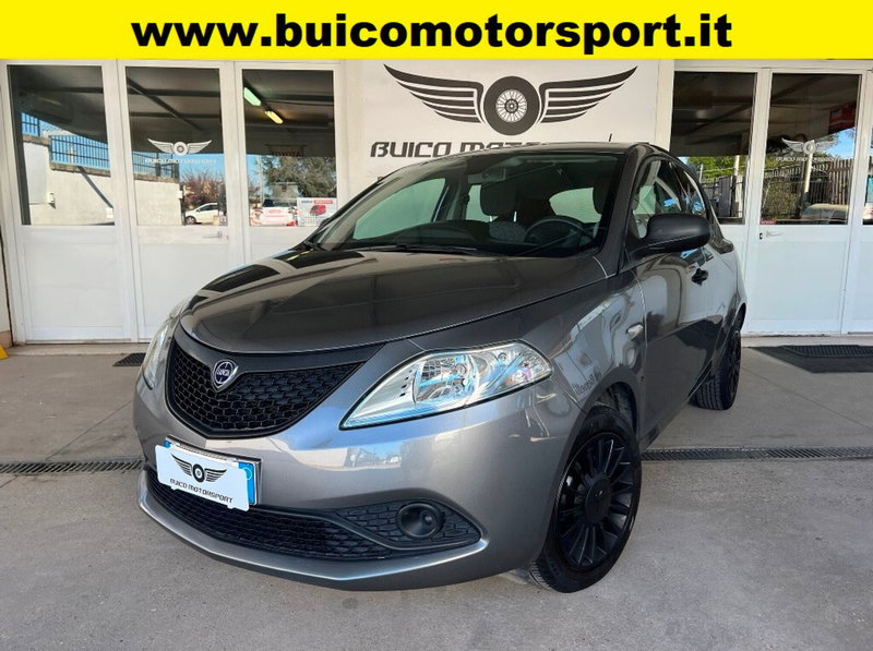 Lancia Ypsilon 1.2 69 CV 5 porte Elefantino Blu