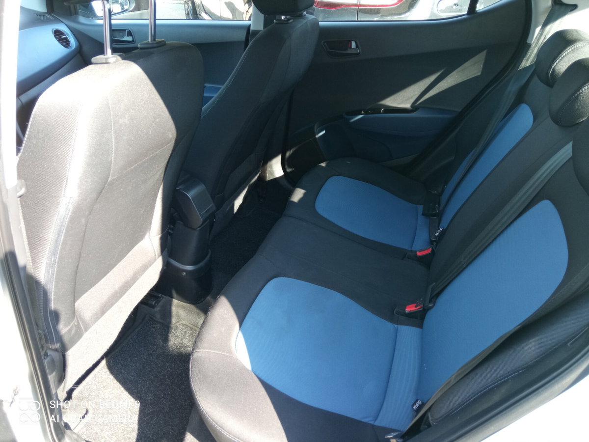 Hyundai i10 1.0 MPI Tech (11)
