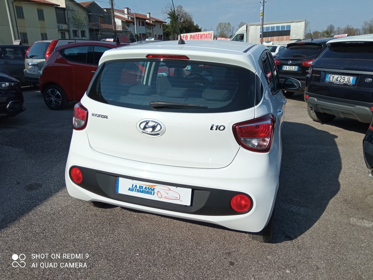 Hyundai i10 1.0 MPI Tech (5)
