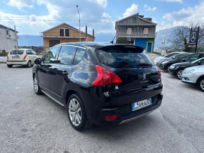 Peugeot 3008 HYbrid4 (5)