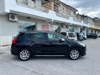 Peugeot 3008 HYbrid4 (7)