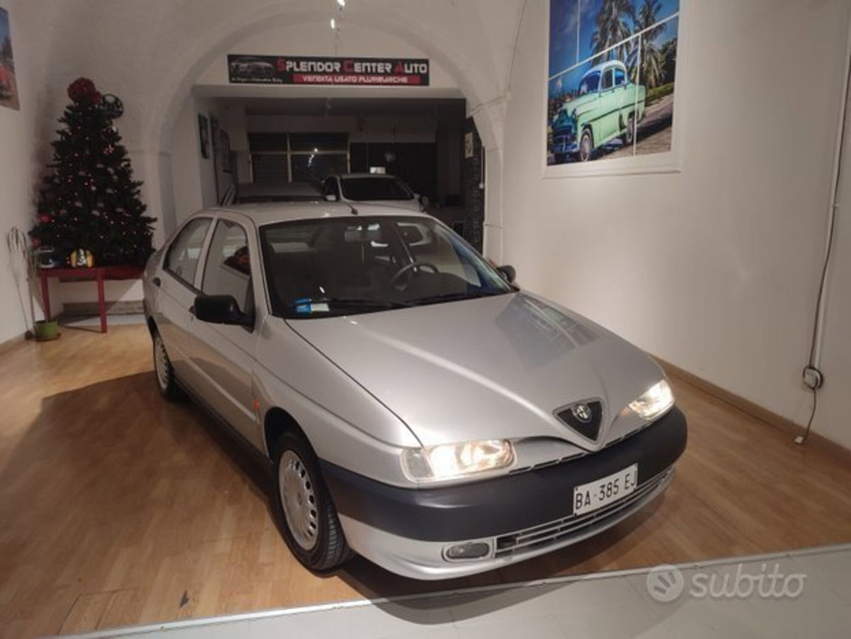 Alfa Romeo 146 1.6 IE cat (11)