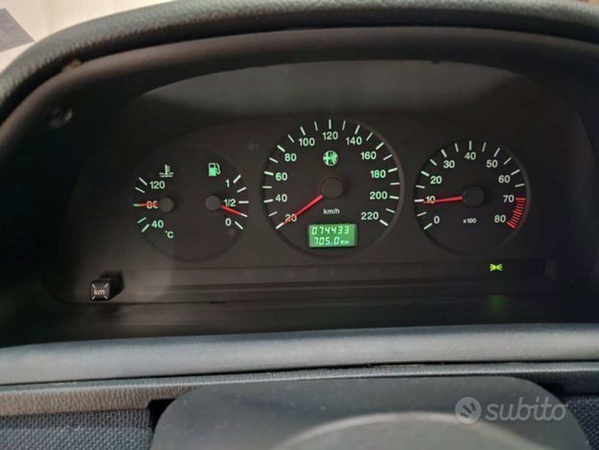 Alfa Romeo 146 1.6 IE cat (16)