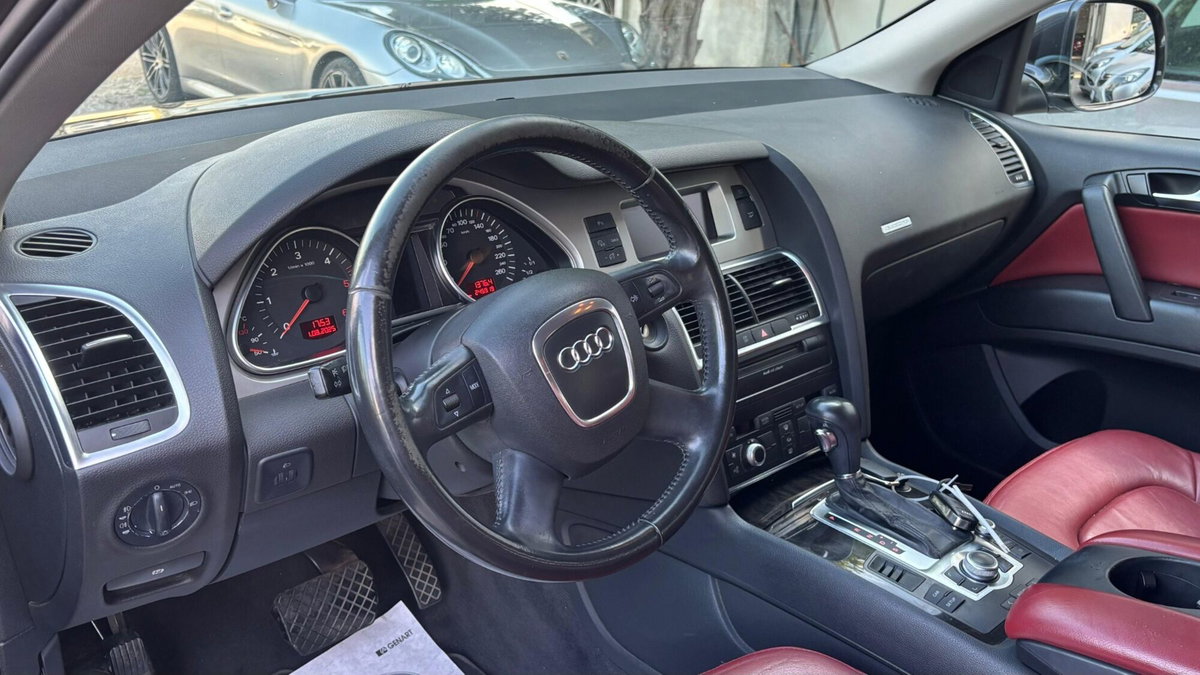 Audi Q7 3.0 V6 TDI 233CV quattro tiptronic (11)