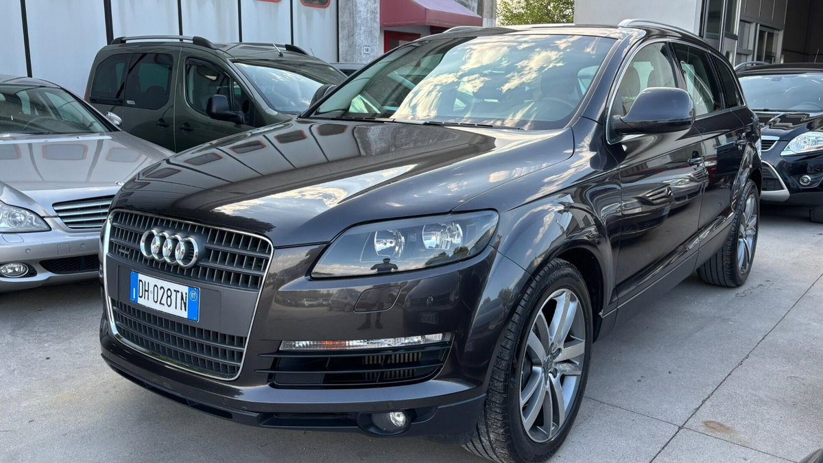Audi Q7 3.0 V6 TDI 233CV quattro tiptronic (4)