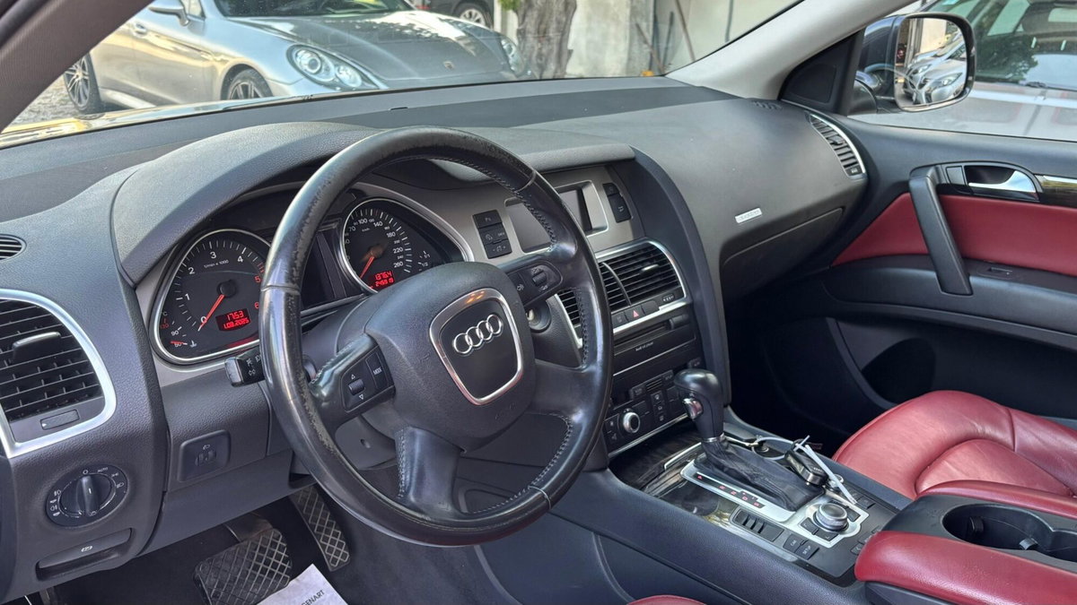 Audi Q7 3.0 V6 TDI 233CV quattro tiptronic (8)