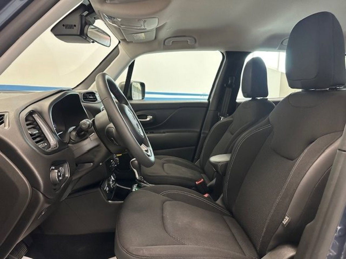 Jeep Renegade 1.3 T4 190CV PHEV 4xe AT6 Limited (10)