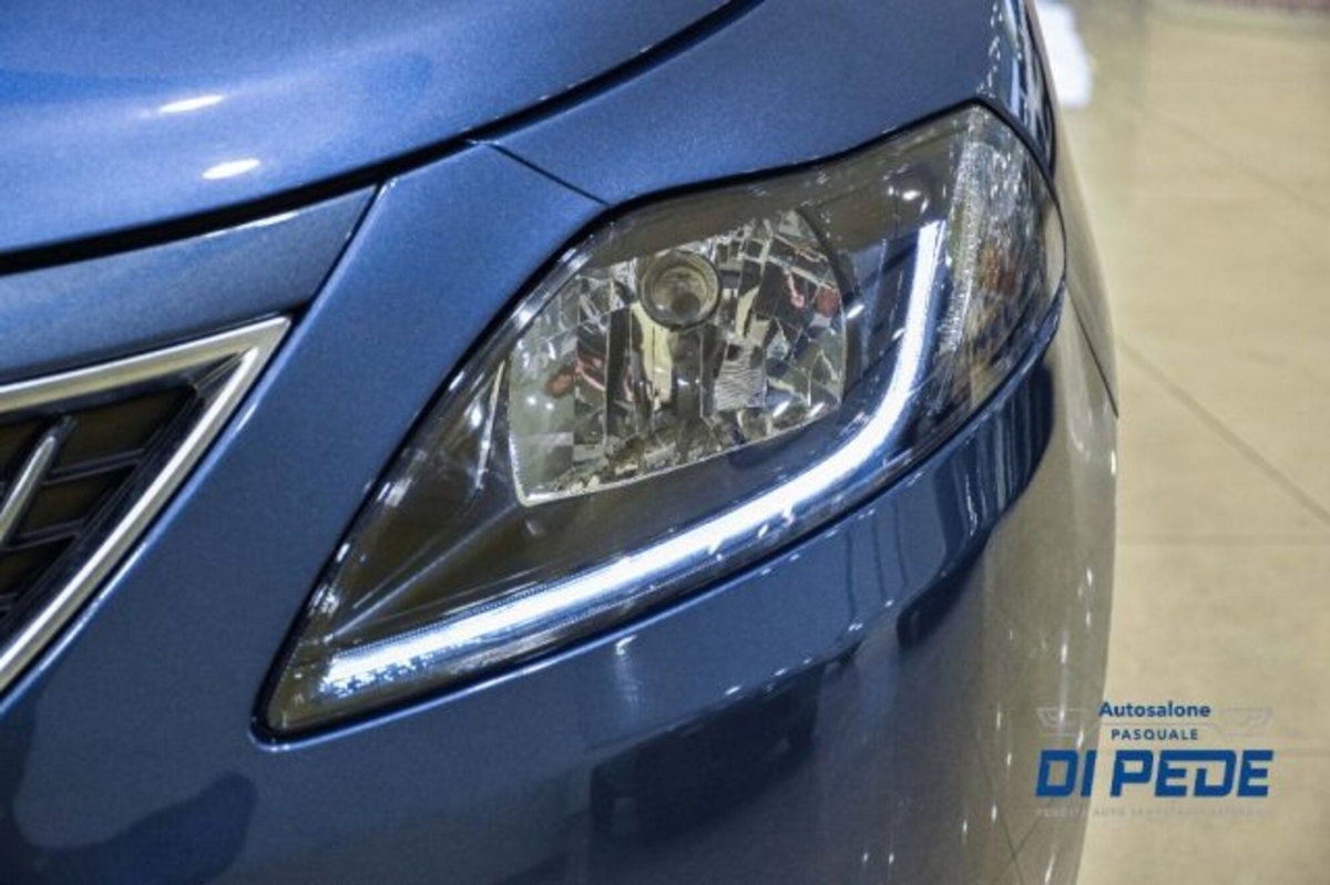 Lancia Ypsilon 1.0 FireFly 5 porte S&S Hybrid Ecochic Gold (10)