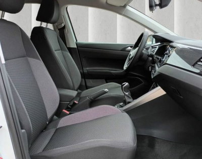 Volkswagen Polo 1.0 EVO (10)