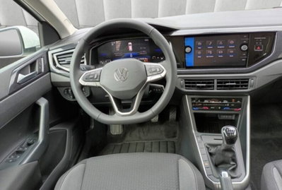 Volkswagen Polo 1.0 EVO (8)