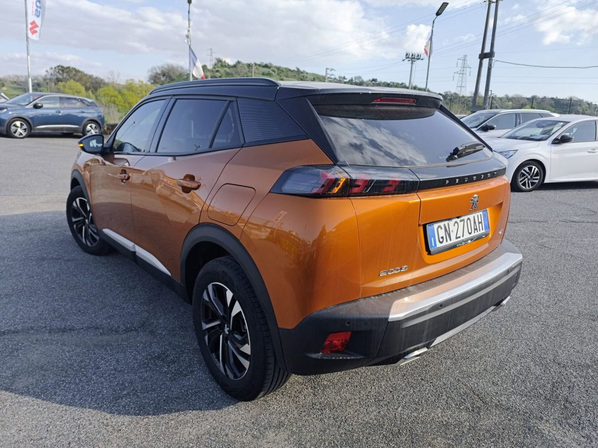 Peugeot 2008 PureTech 130 S&S GT (5)