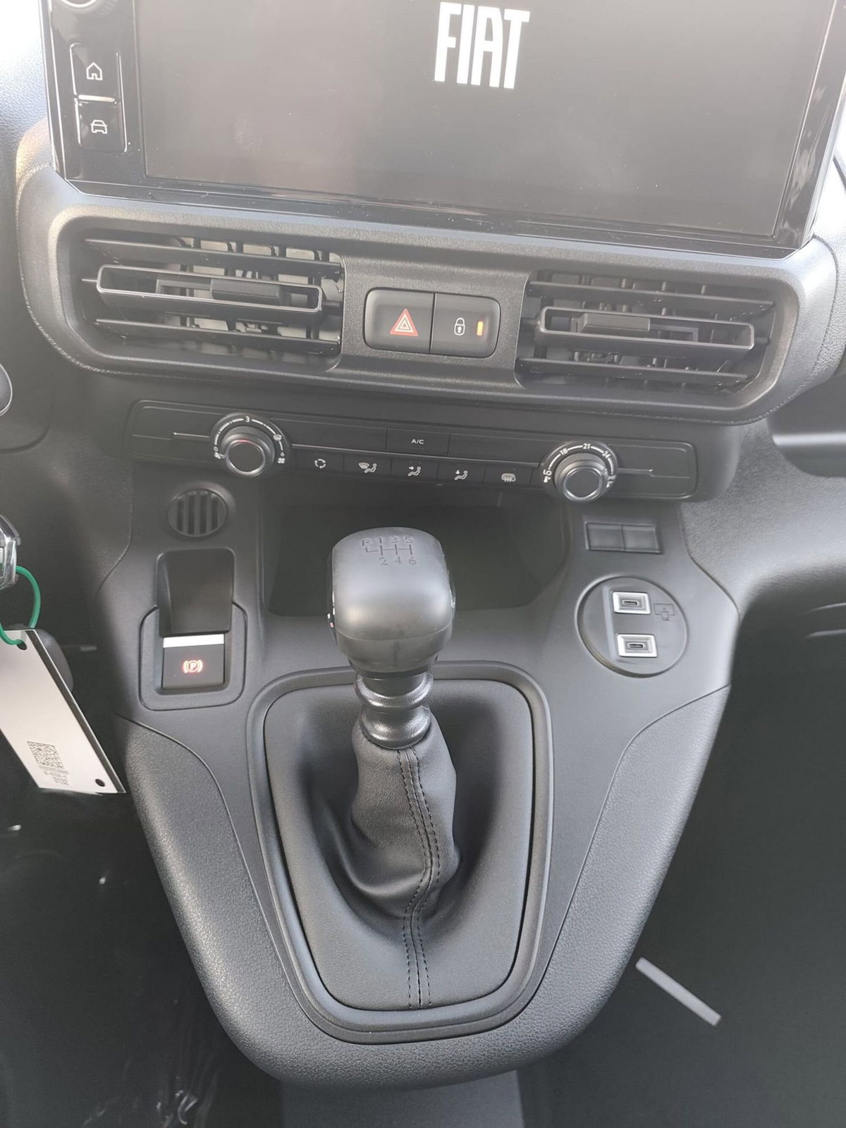 Fiat Doblò Furgone van XL 1.5 diesel 130cv (11)