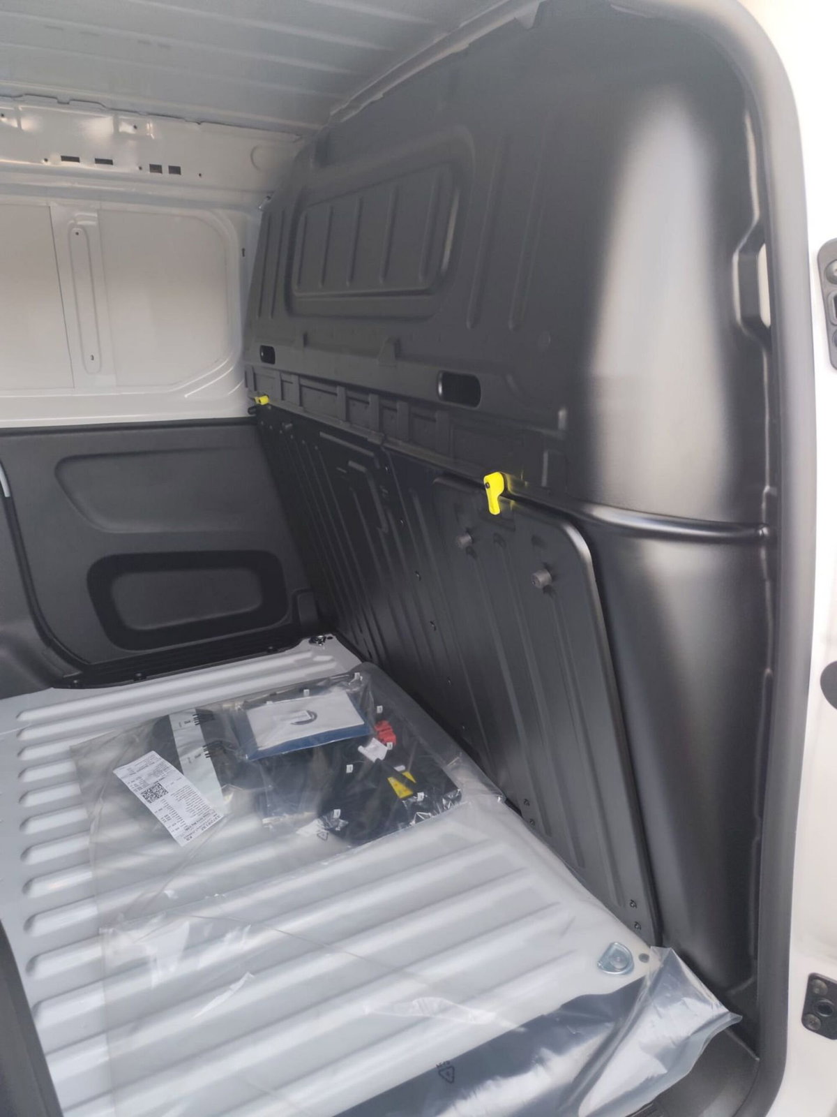 Fiat Doblò Furgone van XL 1.5 diesel 130cv (6)