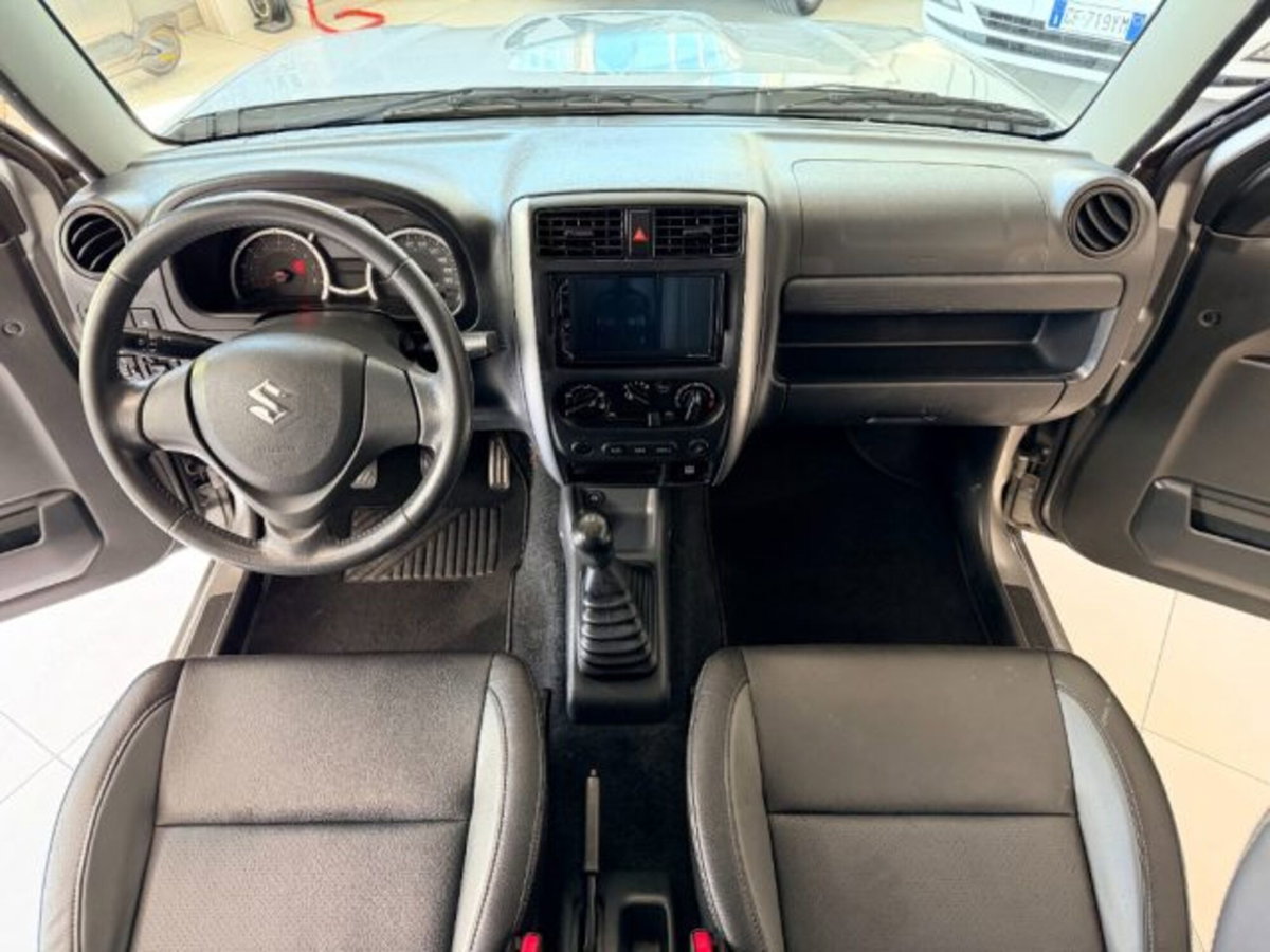 Suzuki Jimny 1.3 4WD Evolution Plus (13)