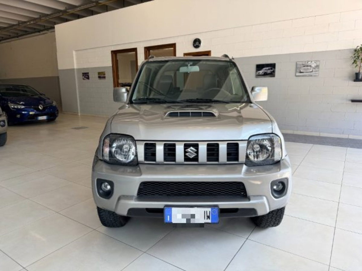 Suzuki Jimny 1.3 4WD Evolution Plus (2)