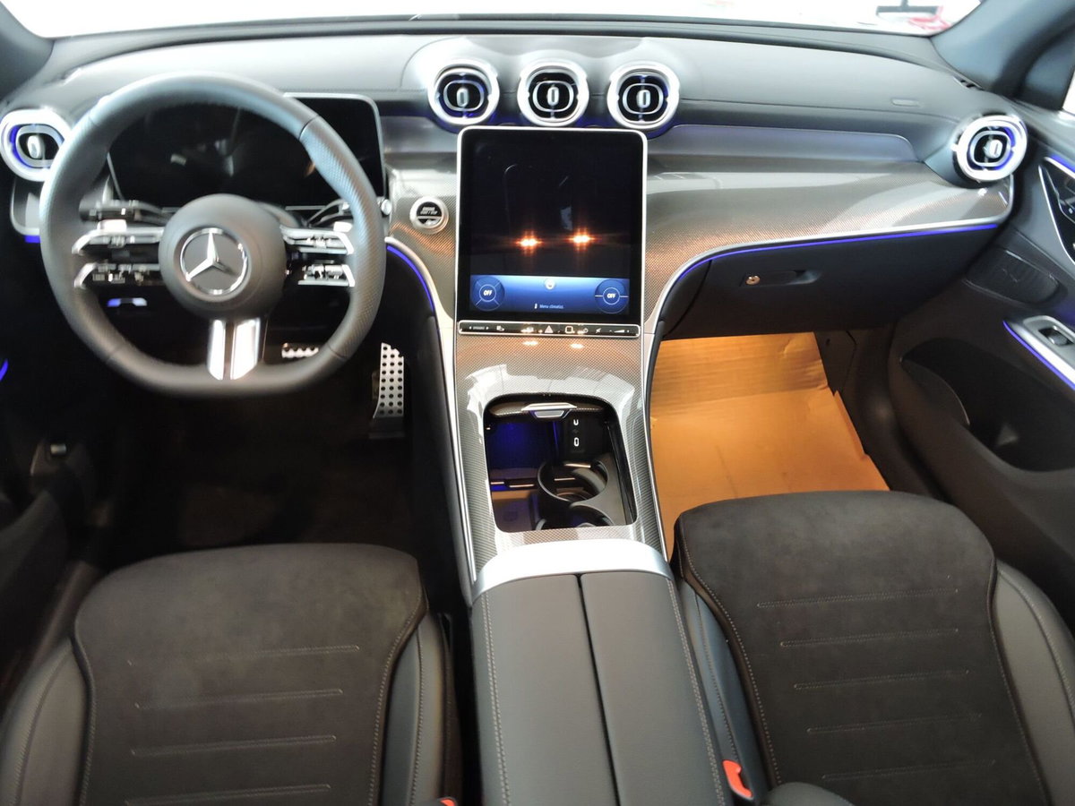 Mercedes-Benz GLC Coupé 220 d AMG Line Premium 4matic auto (10)