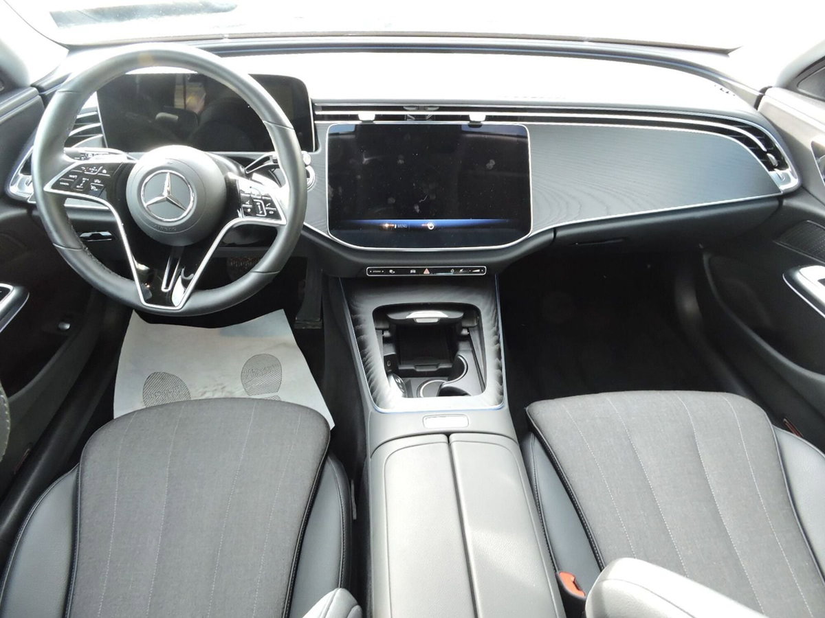 Mercedes-Benz Classe E Station Wagon 220 d AMG Line Advanced auto (12)