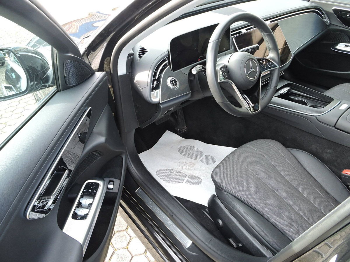 Mercedes-Benz Classe E Station Wagon 220 d AMG Line Advanced auto (14)