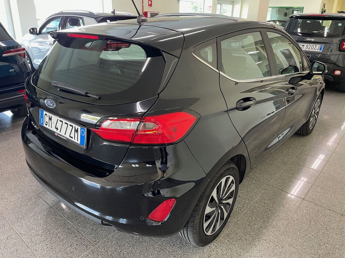 Ford Fiesta 1.1 75 CV 5 porte Titanium (5)