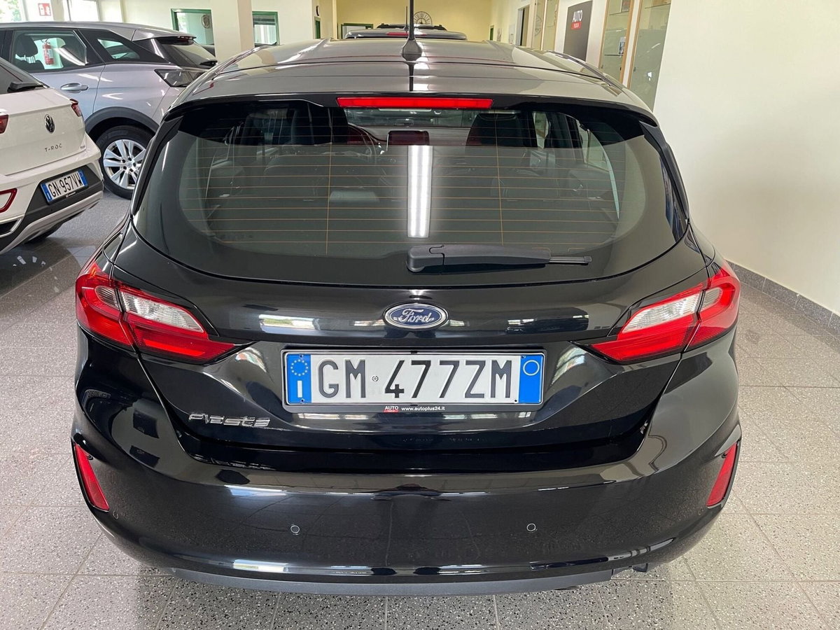 Ford Fiesta 1.1 75 CV 5 porte Titanium (7)