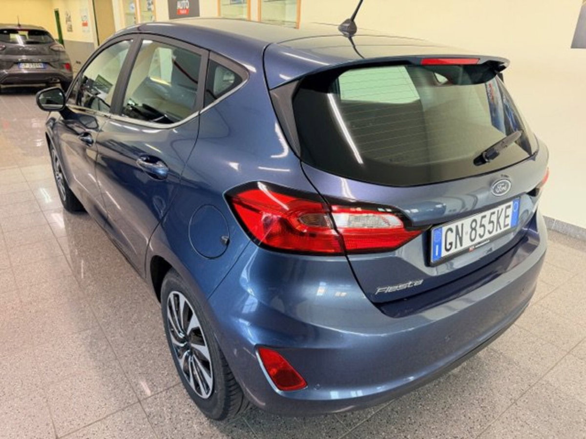 Ford Fiesta 1.1 75 CV 5 porte Titanium (7)