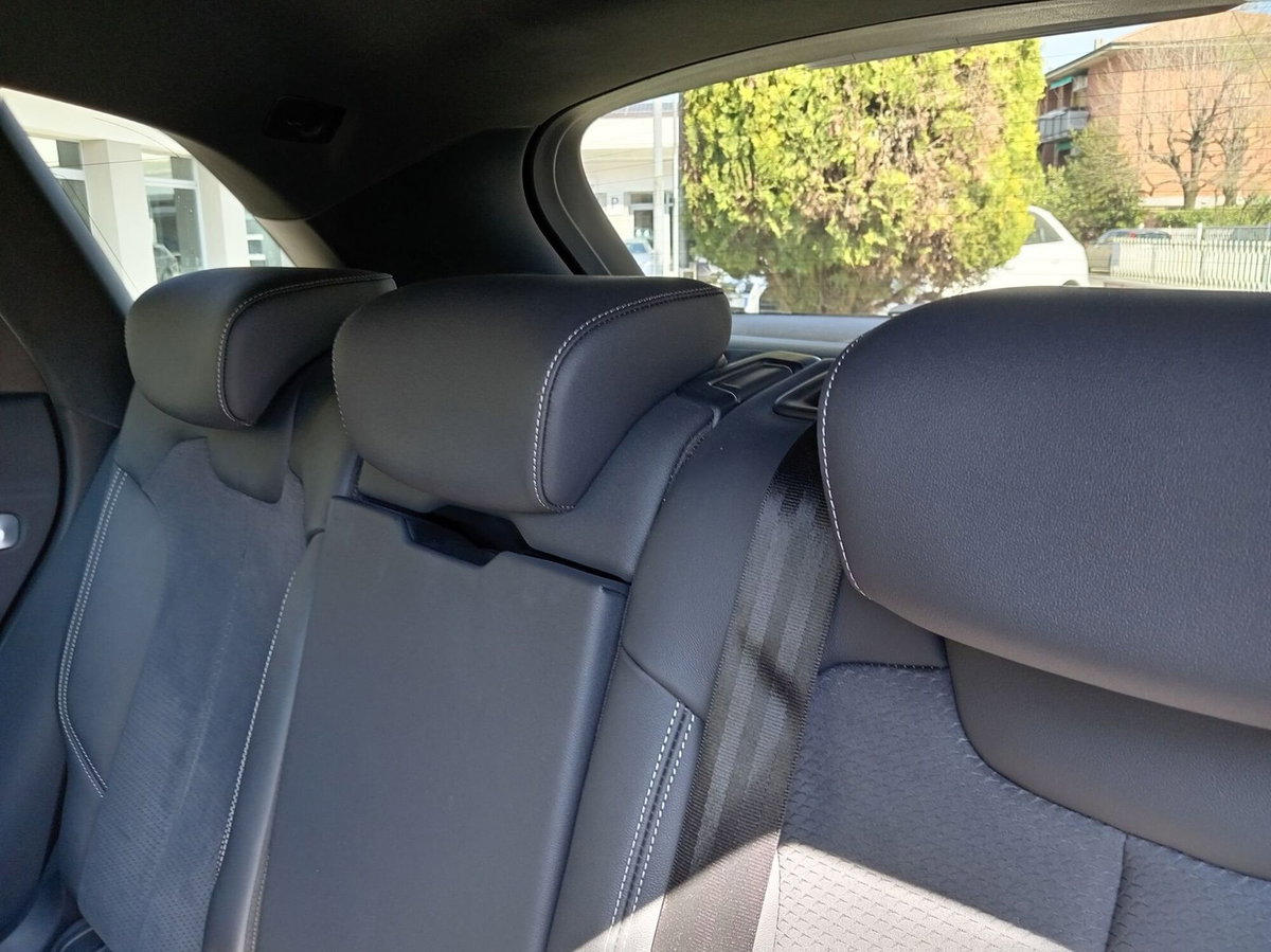 Audi Q5 40 TDI 204 CV quattro S tronic S line plus (17)