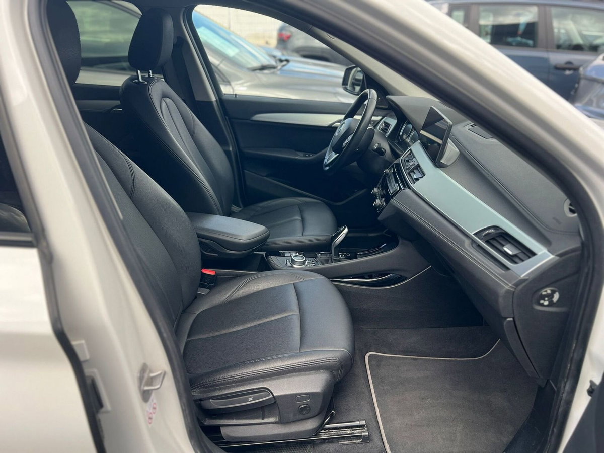 BMW X1 sDrive 18d xLine (9)