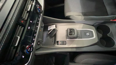 Nissan Qashqai 1.3 mhev N-Connecta 2wd 158cv xtronic (16)