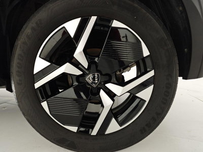 Peugeot 2008 PureTech 100 S&S Allure (8)